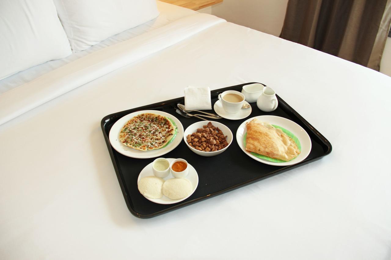 Oyo 10241 Hotel Mayfair Гоа Экстерьер фото